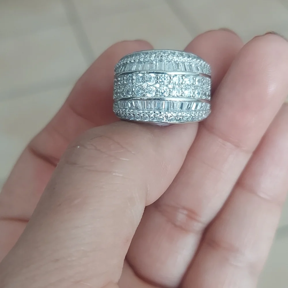 Vintage Ring Sterling Silver CZ Ring Size 7 - Picture 5 of 6